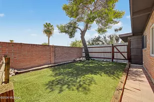 2131 S Deer Trail Cir, Tucson, AZ 85710 - Photo 37