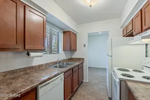 660 E River Rd, Tucson, AZ 85704 - Photo 9