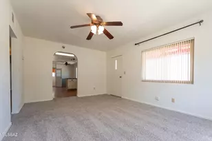 1560 N John Adams St, Oracle, AZ 85623 - Photo 9