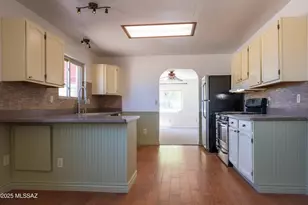 1560 N John Adams St, Oracle, AZ 85623 - Photo 13