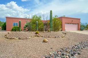 805 W Hermosa Pl, Green Valley, AZ 85614 - Photo 1