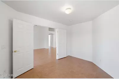 8435 E Bowline Road, Tucson, AZ 85710 - Photo 19
