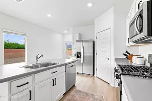 9005 W Agave Gdn Dr, Marana, AZ 85653 - Photo 11