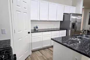 707 W Calle Capotasto, Sahuarita, AZ 85629 - Photo 11