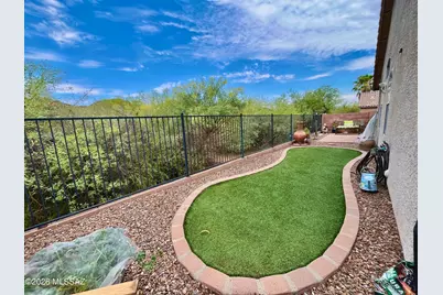 8869 N Misty Brook Drive, Tucson, AZ 85743 - Photo 7