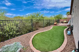 8869 N Misty Brook Dr, Tucson, AZ 85743 - Photo 7