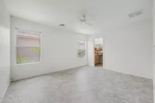 2141 S St Suzanne Dr, Tucson, AZ 85713 - Photo 13