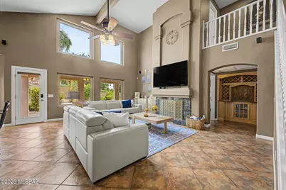 12410 N Echo Valley Drive, Oro Valley, AZ 85755 - Photo 7