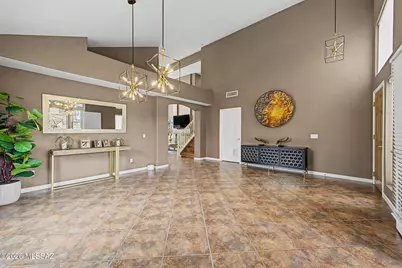 12410 N Echo Valley Drive, Oro Valley, AZ 85755 - Photo 5