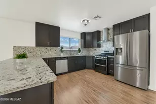 3904 W Rock Basin Ln, Tucson, AZ 85745 - Photo 7