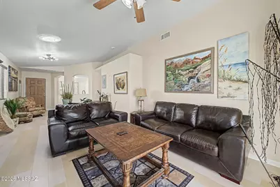 9821 E Spanish Flower Court, Tucson, AZ 85748 - Photo 5