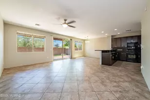 2861 N Silkie Pl, Tucson, AZ 85719 - Photo 3