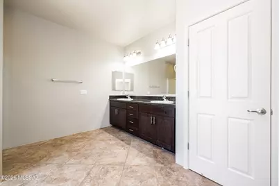 2861 N Silkie Place, Tucson, AZ 85719 - Photo 17