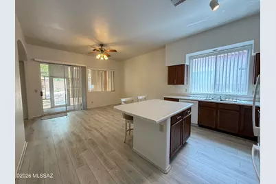8852 E Desert Verbena Place, Tucson, AZ 85715 - Photo 5