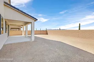 5602 W Carillon Rdg Ln, Marana, AZ 85743 - Photo 23