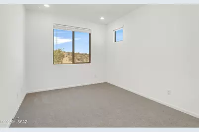 5634 W Carillon Ridge Lane, Marana, AZ 85743 - Photo 13