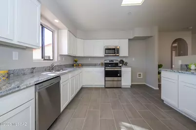 5601 E 10th Street, Tucson, AZ 85711 - Photo 3
