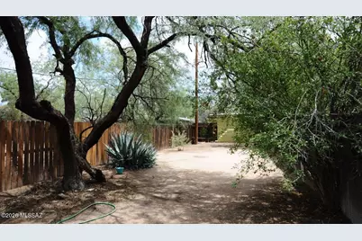 624 N Columbus Boulevard, Tucson, AZ 85711 - Photo 15