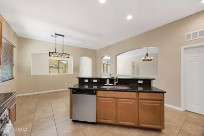 11903 W Farmall Drive, Marana, AZ 85653 - Photo 11