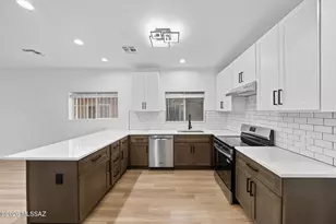 7447 W Sonesta Dr, Tucson, AZ 85743 - Photo 1