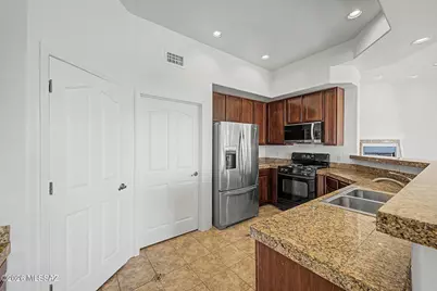 9989 S Placita De La Bondad, Vail, AZ 85641 - Photo 15