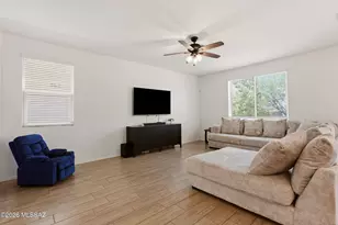 12081 N Sutter Dr, Marana, AZ 85653 - Photo 11