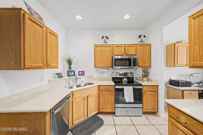 1224 Hillsboro Avenue, Green Valley, AZ 85614 - Photo 11