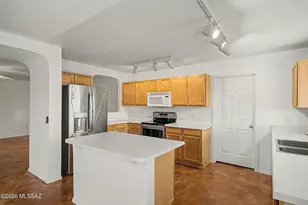 3500 N Crystal Hill Ave, Tucson, AZ 85745 - Photo 7