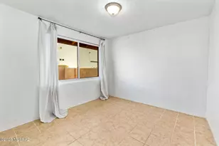 933 N Columbus Blvd, Tucson, AZ 85711 - Photo 19