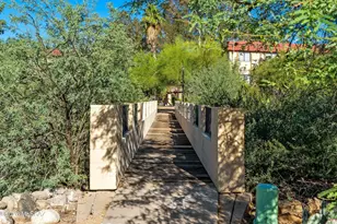 6331 N Barcelona Ct, Tucson, AZ 85704 - Photo 31