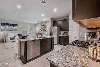 8841 Red Spike Ice Drive, Marana, AZ 85653 - Photo 9