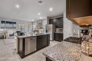 8841 Red Spike Ice Dr, Marana, AZ 85653 - Photo 9
