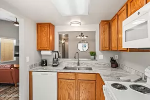 2485 N Palo Hacha Dr, Tucson, AZ 85745 - Photo 17
