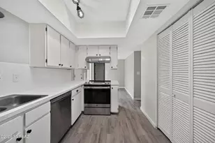 7054 E Corto Caravaca, Tucson, AZ 85715 - Photo 11