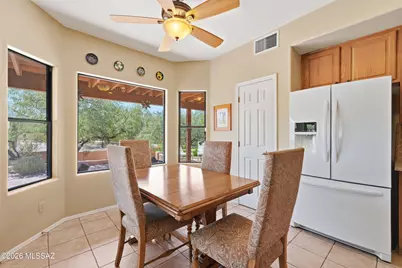 1965 W Misterbee Drive, Oro Valley, AZ 85737 - Photo 9