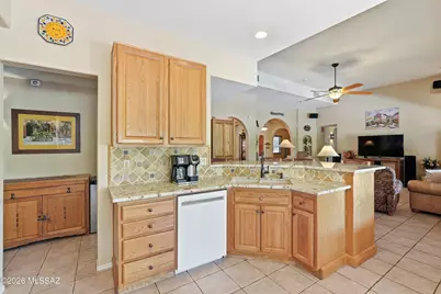 1965 W Misterbee Drive, Oro Valley, AZ 85737 - Photo 7