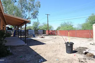 2102 S Rosemont Ave, Tucson, AZ 85711 - Photo 29