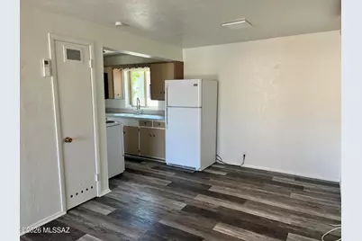 2426 N Orchard Avenue #B, Tucson, AZ 85712 - Photo 5