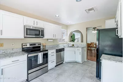 10440 N Fair Mountain Drive, Oro Valley, AZ 85737 - Photo 5