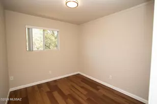 933 N Desert Ave, Tucson, AZ 85711 - Photo 17