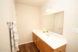 933 N Desert Ave, Tucson, AZ 85711 - Photo 15
