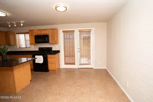 933 N Desert Ave, Tucson, AZ 85711 - Photo 7