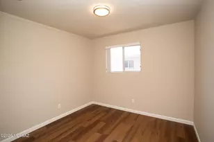 933 N Desert Ave, Tucson, AZ 85711 - Photo 19