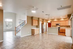 8371 N Amber Burst Dr, Tucson, AZ 85743 - Photo 11