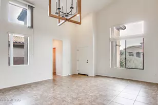 8371 N Amber Burst Dr, Tucson, AZ 85743 - Photo 13
