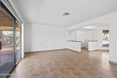 8280 E Calle Playa, Tucson, AZ 85715 - Photo 11