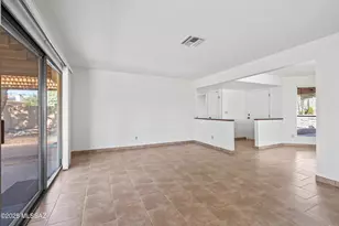 8280 E Calle Playa, Tucson, AZ 85715 - Photo 11