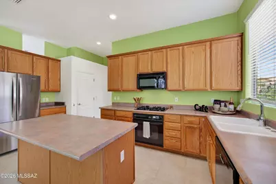 11546 N Mountain Breeze Drive, Oro Valley, AZ 85737 - Photo 7