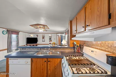 11665 N Derringer Road, Marana, AZ 85653 - Photo 13