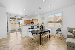 7494 S Salt Water Dr, Tucson, AZ 85757 - Photo 9